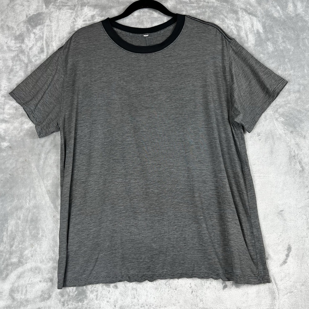 LULULEMON GYM WORKOUT ATHLETIC TEE T SHIRT Mens Size Large ?